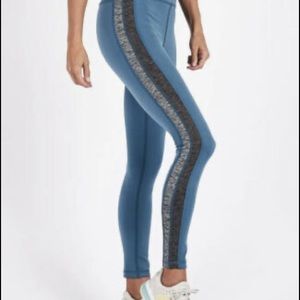 Vuori high rise racer stripe legging